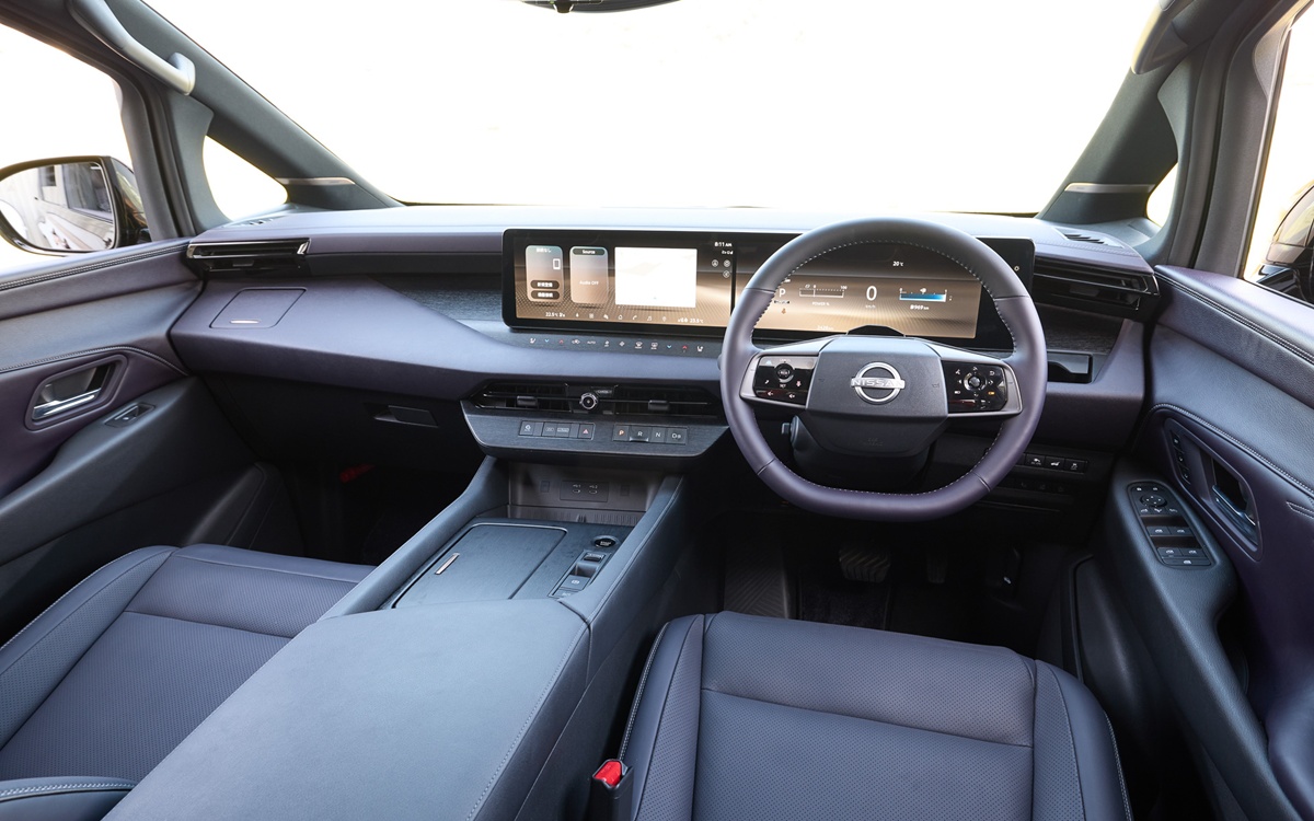Nissan ELGRAND 2026