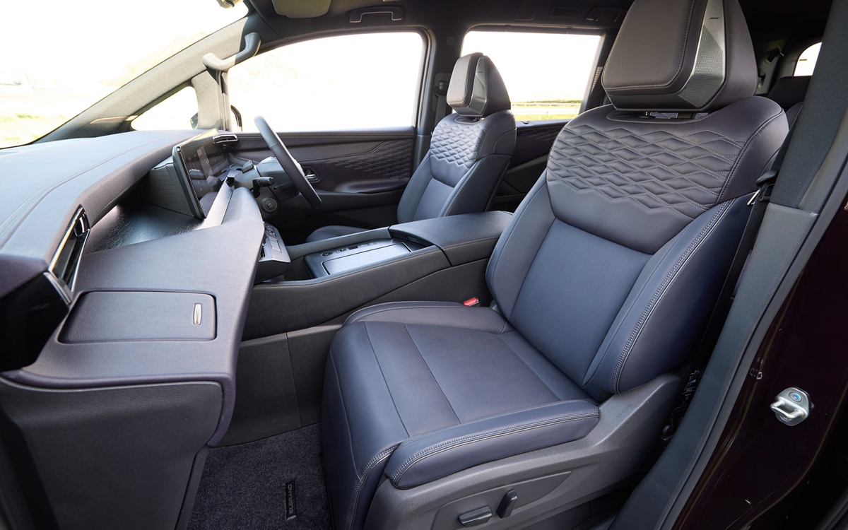 Nissan ELGRAND 2026