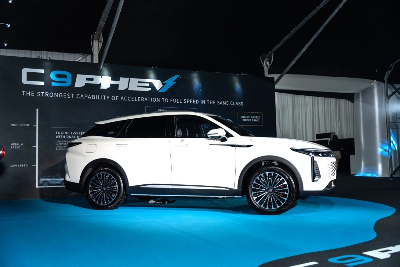 Omoda C9 รุ่น PHEV