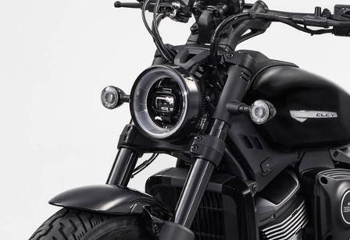 CFMOTO 250CLC-V