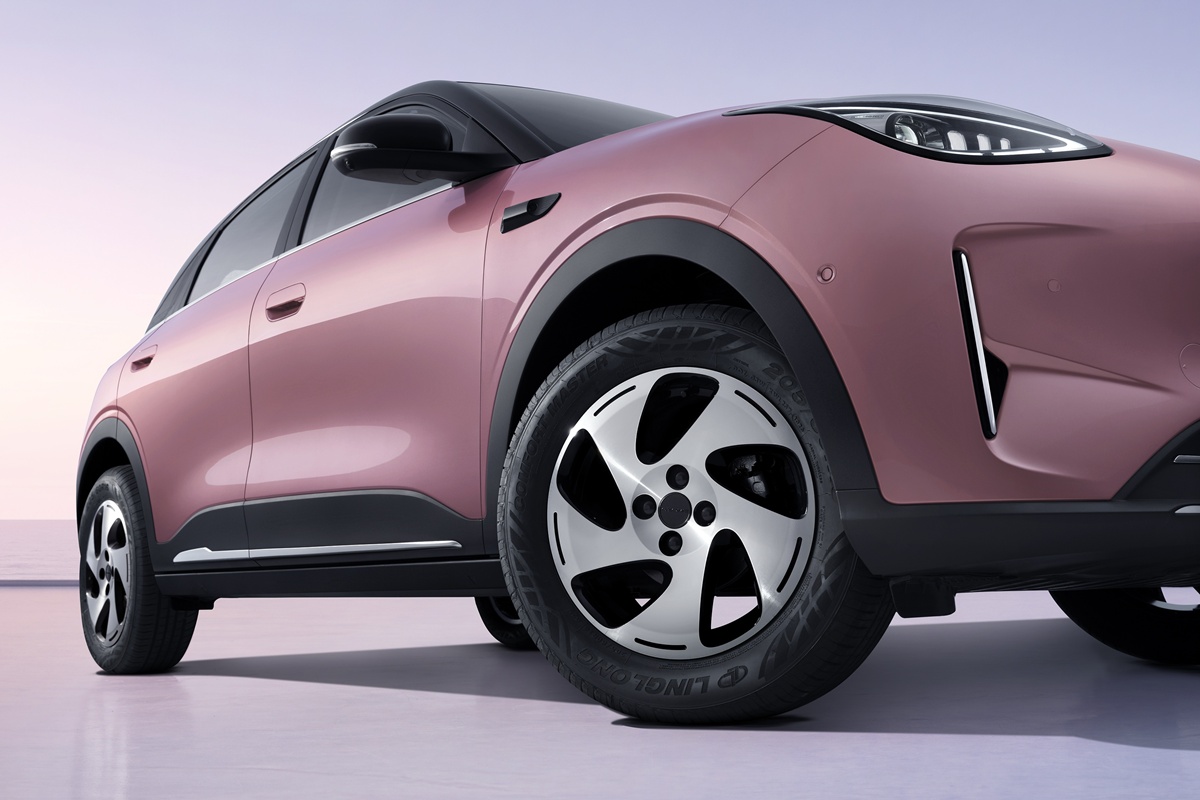 GEELY EX2 2026