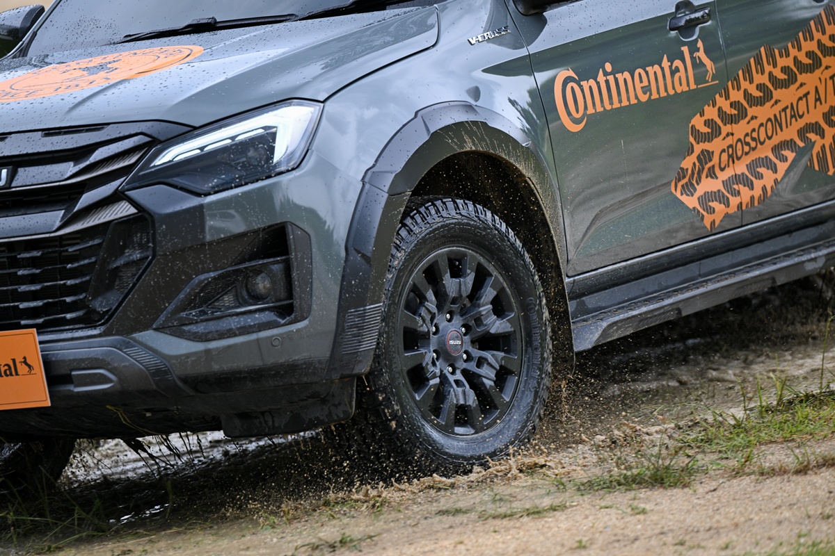 Continental CrossContact A/T²