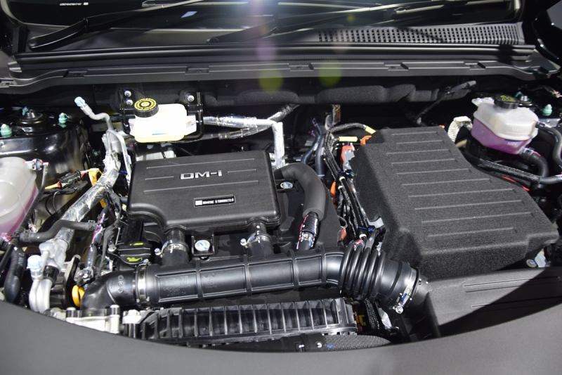 BYD SEALION 5 DM-i