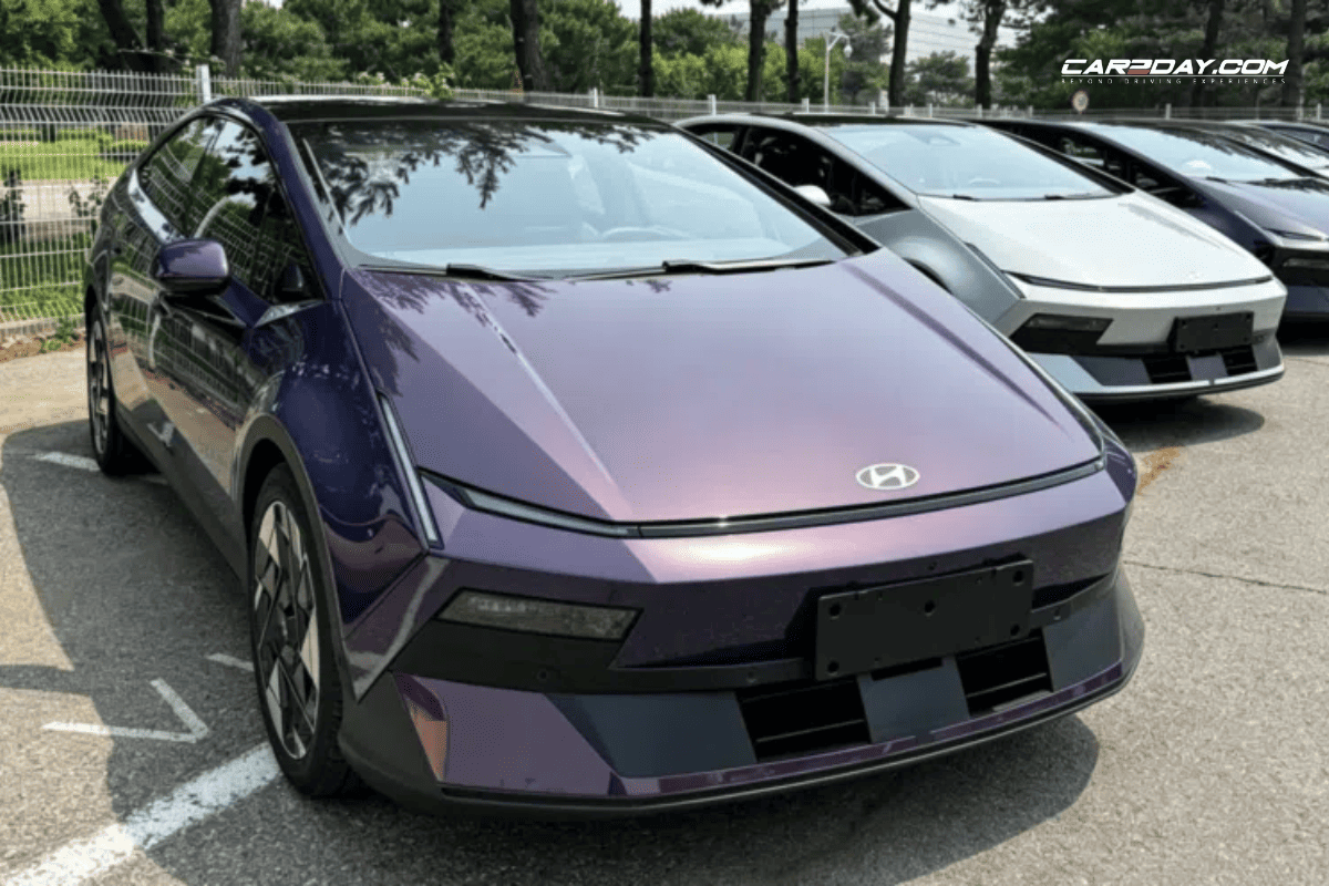 Hyundai Ioniq V