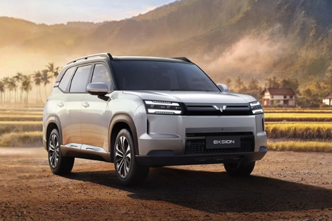 WULING EKSION