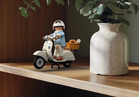 Playmobil Vespa 80th Anniversary