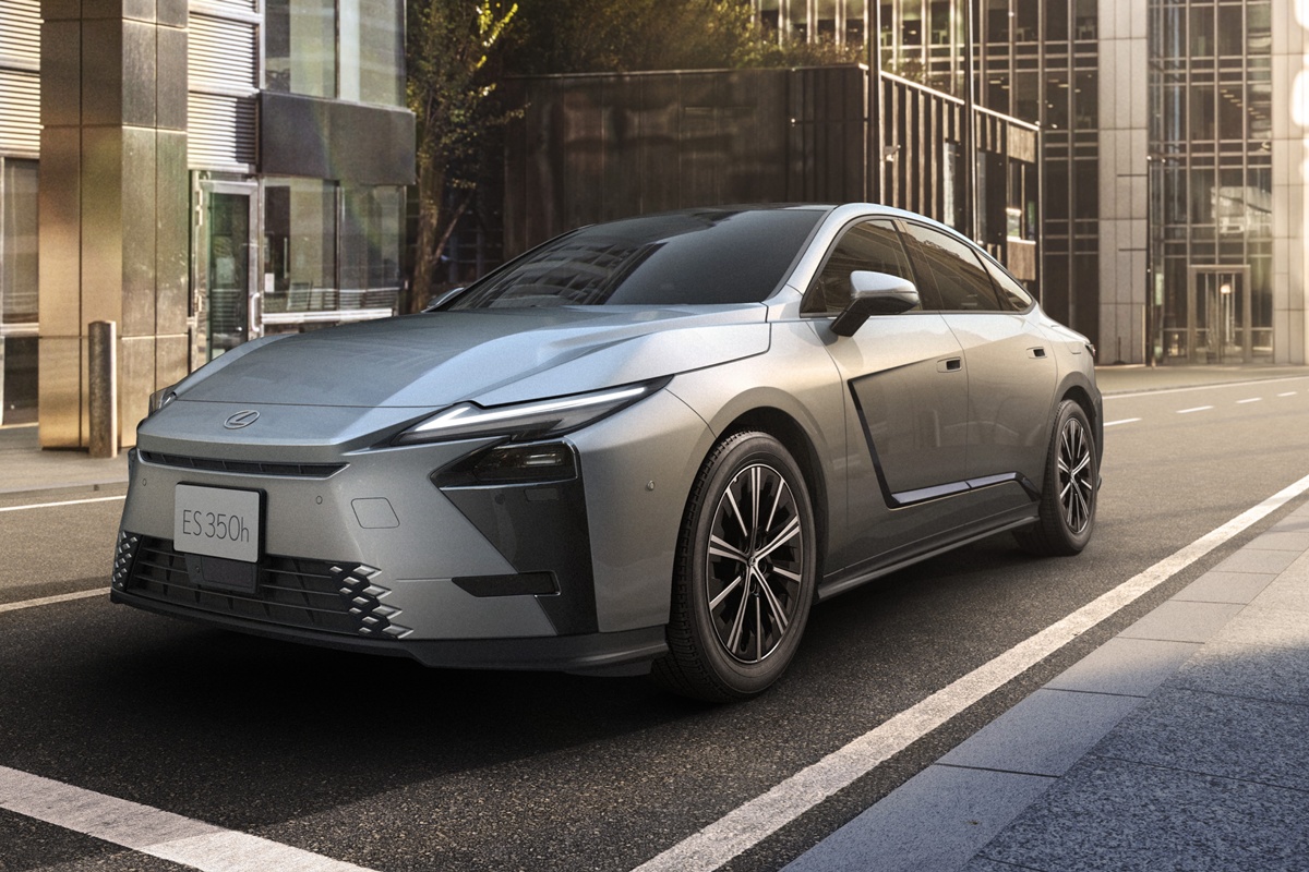 LEXUS