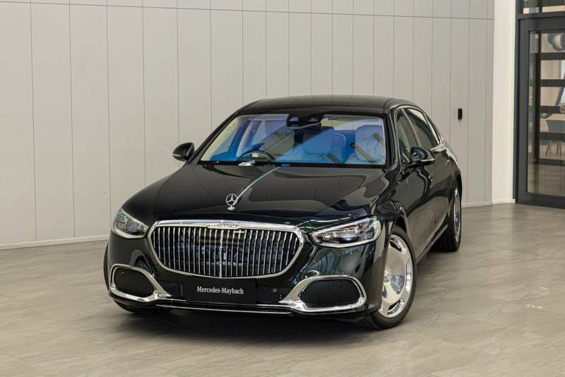 Mercedes-Maybach