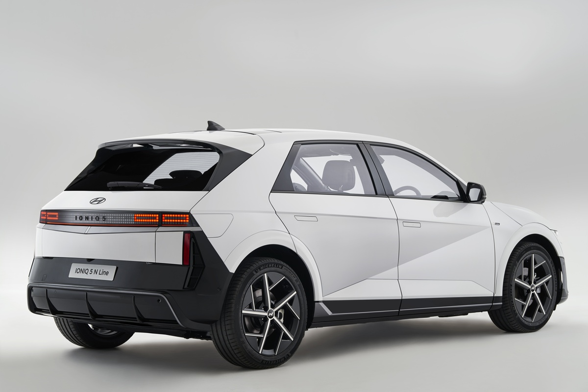 IONIQ