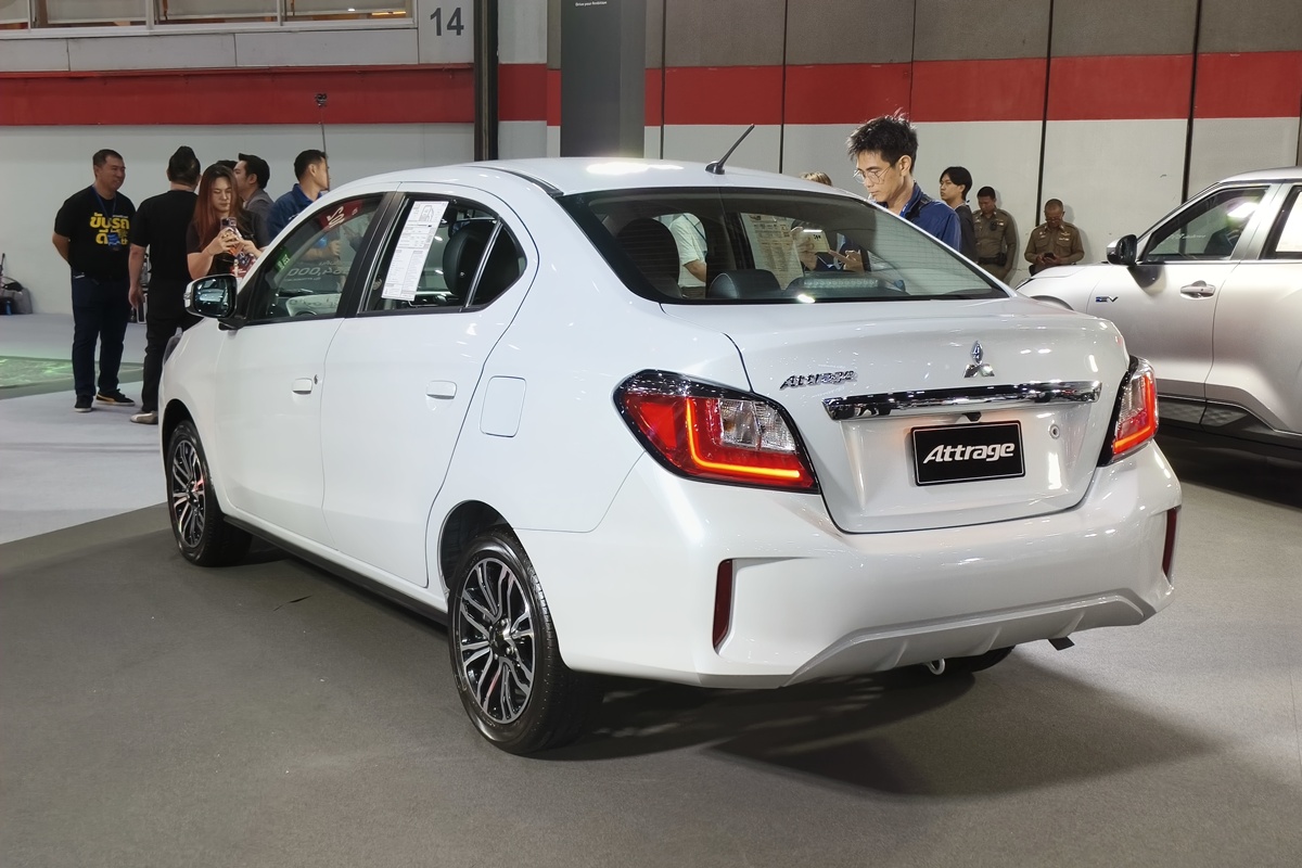 MITSUBISHI ATTRAGE 2026
