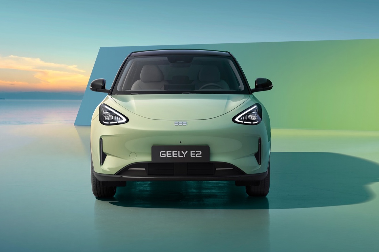 GEELY E2