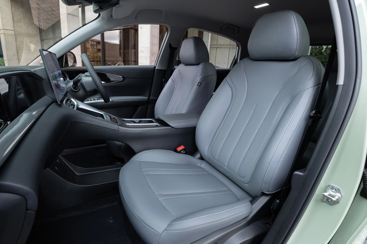 GEELY EX2