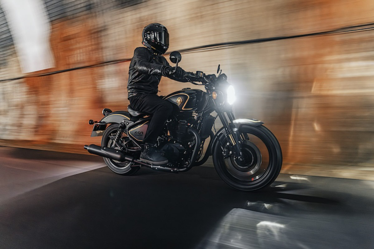 Royal Enfield Shotgun 650 x Rough Crafts