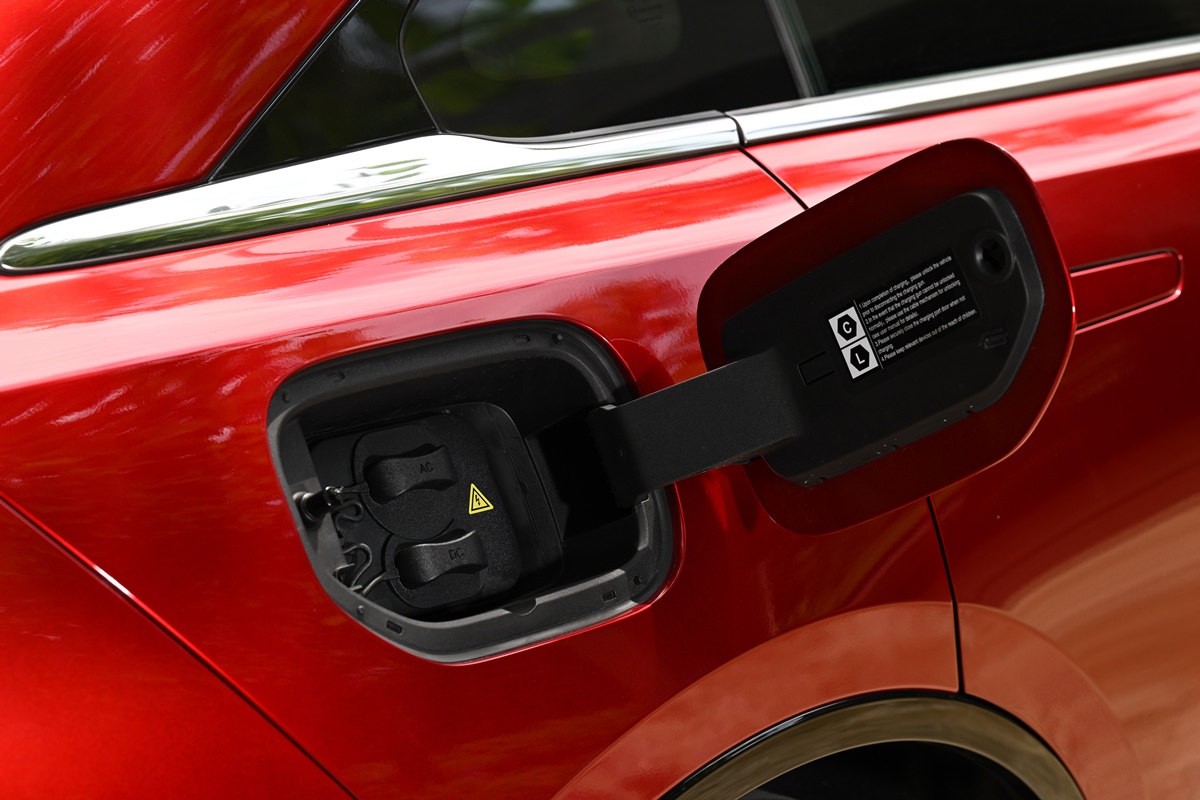 MAZDA 6e