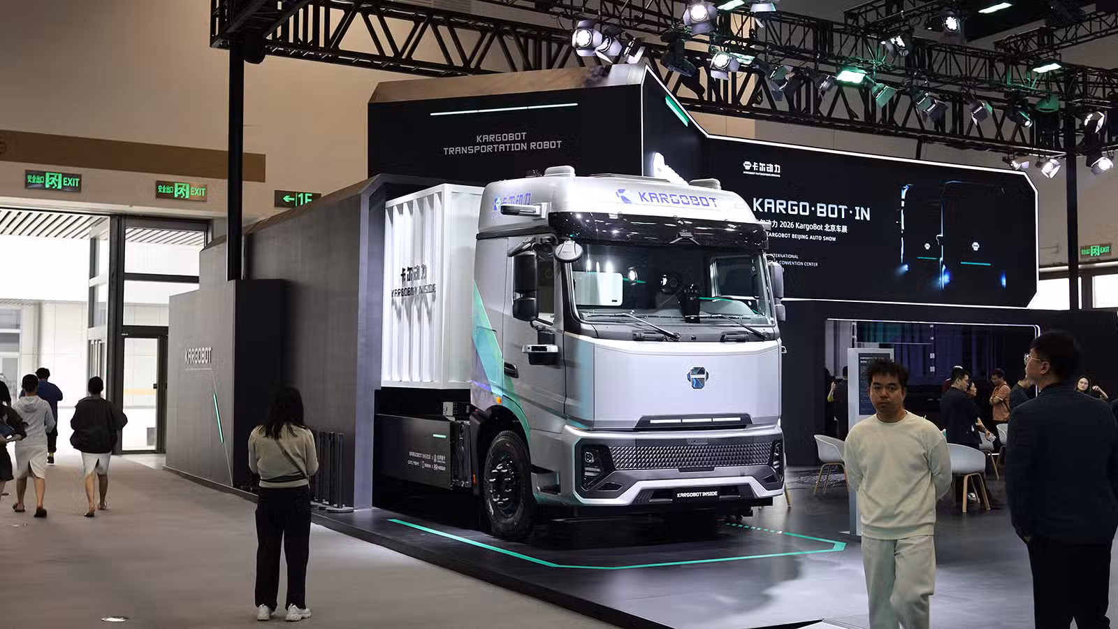 จีนตั้งเป้าเพิ่มสัดส่วนรถพลังงานใหม่ ปี 2030