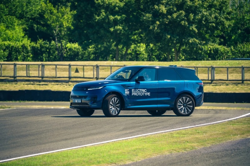 Range Rover Sport Electric