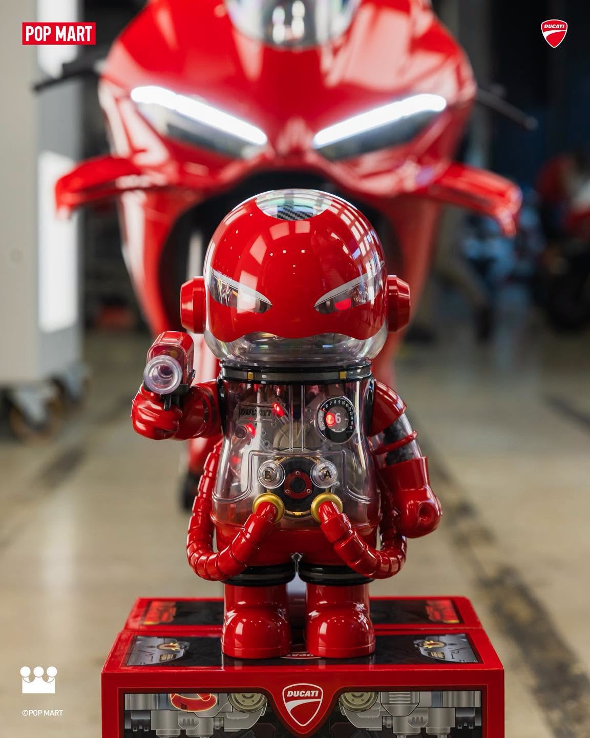 MEGA SPACE MOLLY x Ducati